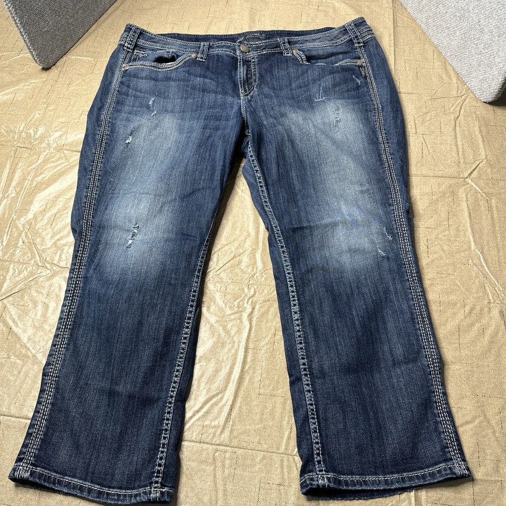 Silver Jeans Twisted Capri‎ Women's Size 24W Distressed Denim